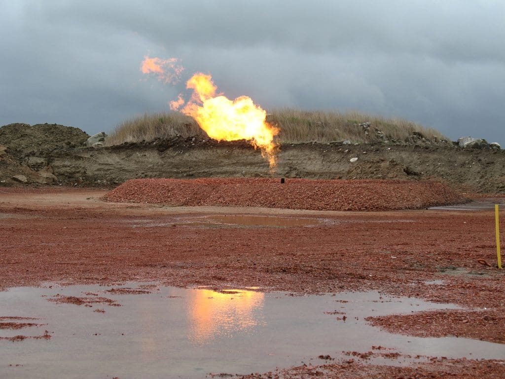 gas flare fracking north dakota