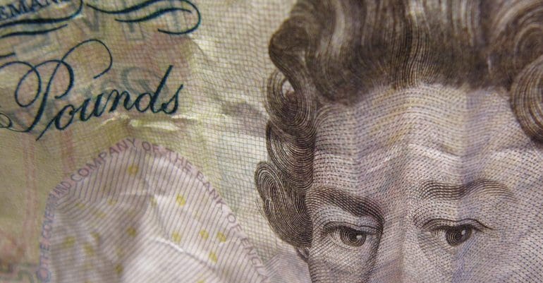 A five pound note up close
