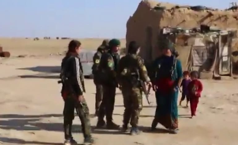 Women YPJ roses Rojava Raqqa
