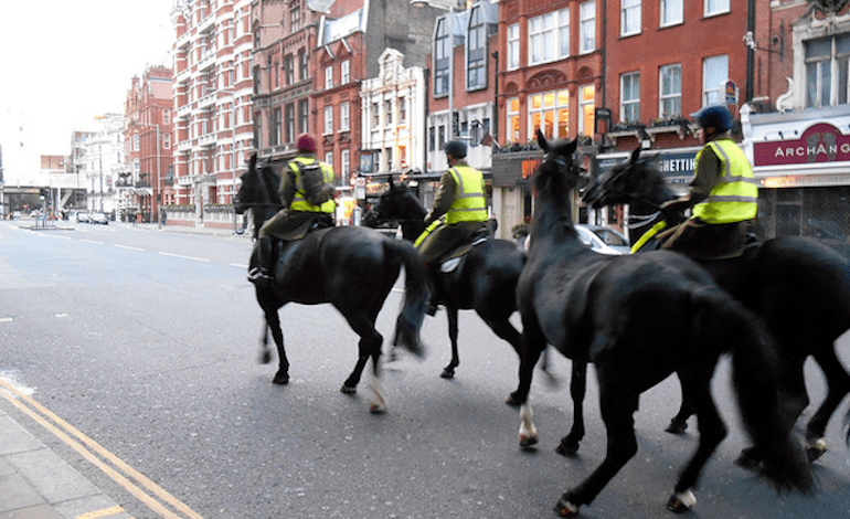 High Street Ken Horses