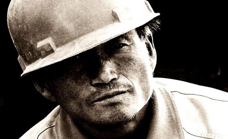 Recruitment failure may 'choke' economy