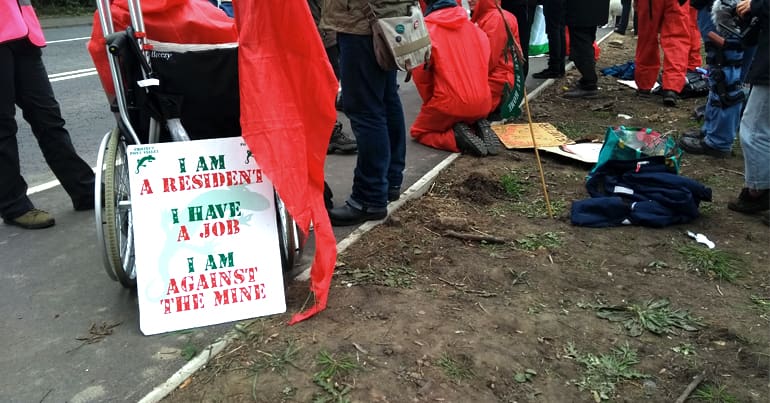 Coal Nee More sign at the protest