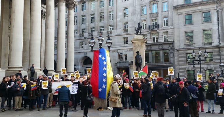 Protesters denounce Bank of England withholding Venezuelan gold