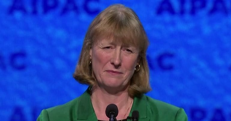 Joan Ryan speaking at the AIPAC conference