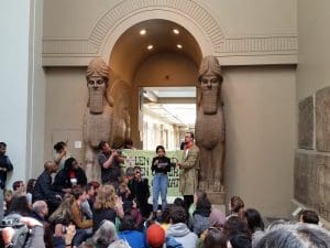 Yasmin presentation at Assyrian artefacts-min