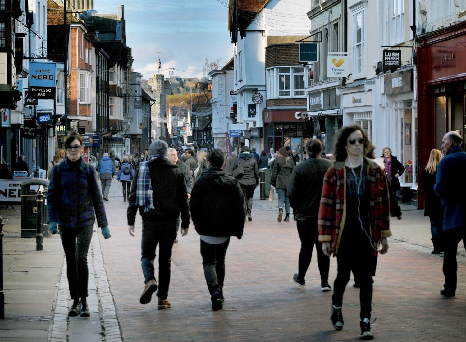 In June, the number of people who went shopping was the lowest in seven years