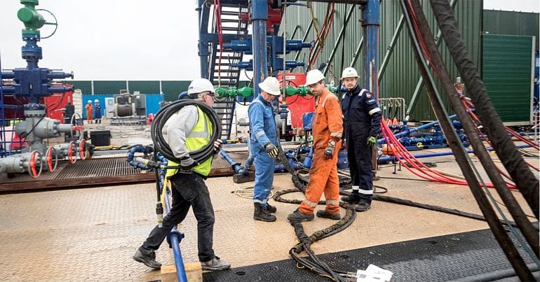 Workers at a fracking site