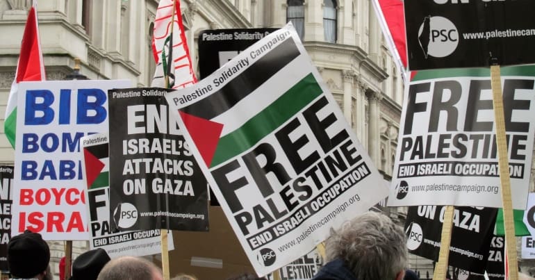 Free Palestine placards