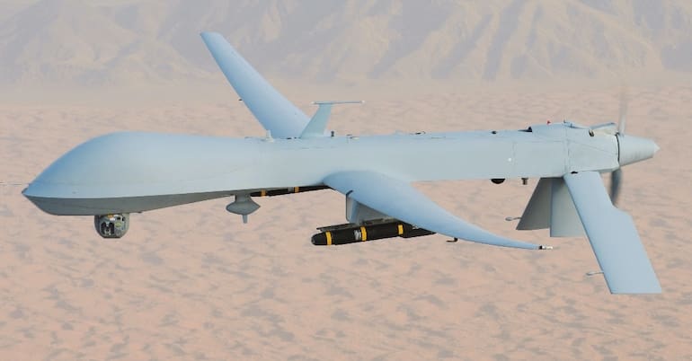 Predator drone armed Hellfire_missiles