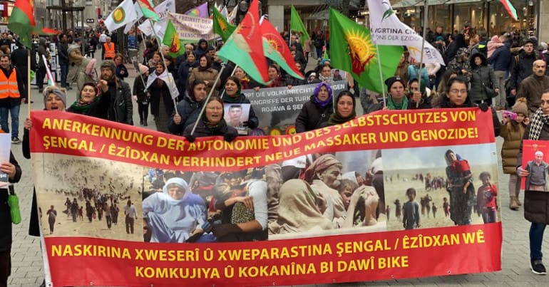Solidarity demonstration against the bombing of Sinjar in Hannover