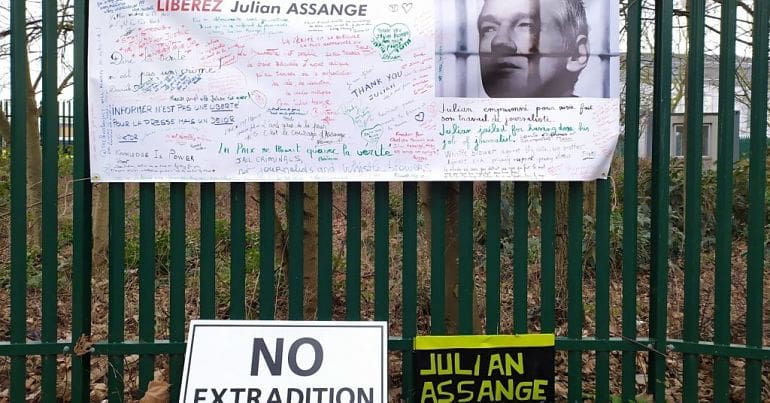 Support for Julian Assange