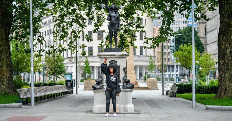 Jen Reid and statue by Marc Quinn