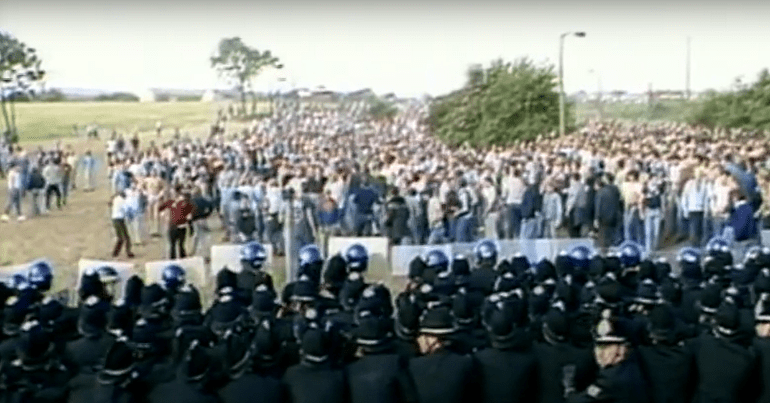 Police and miners at Orgreave
