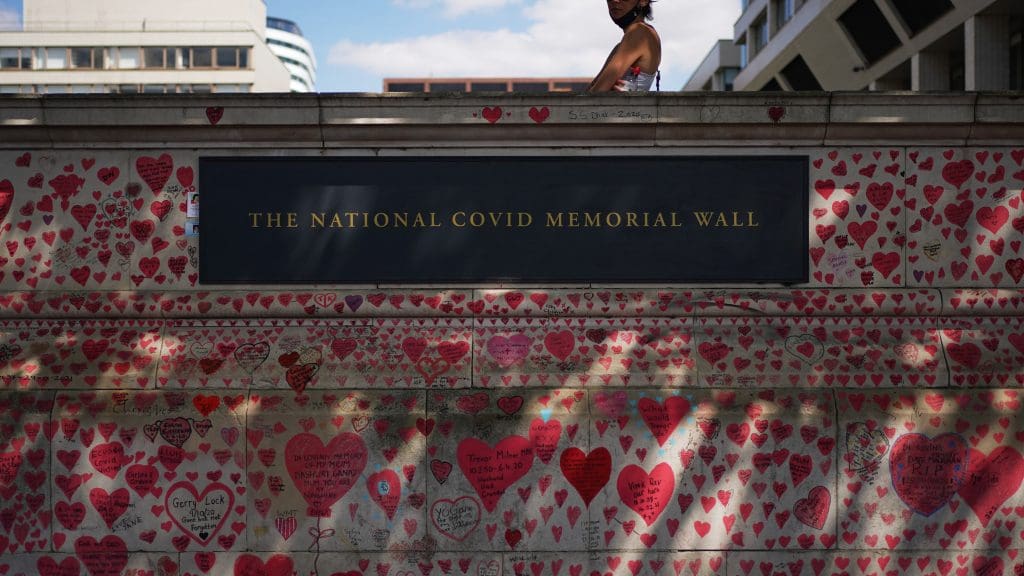 A coronavirus memorial