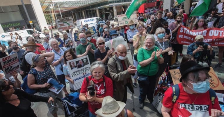 Protest against Labour proscriptions