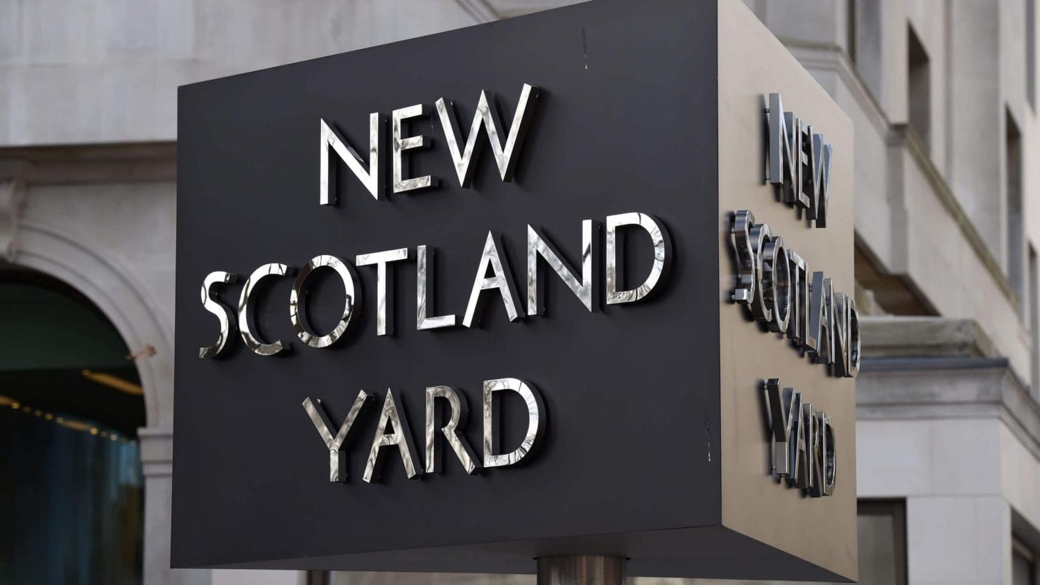 New Scotland Yard sign