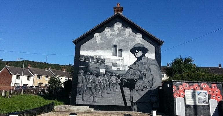 Loyalist mural