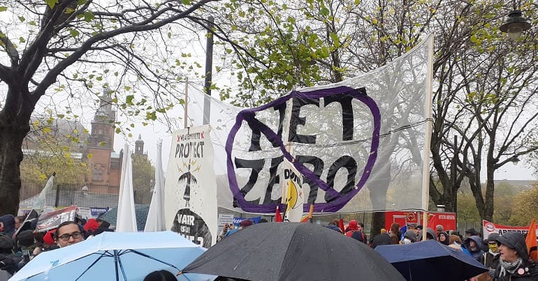 banner indicating 'no' to net zero