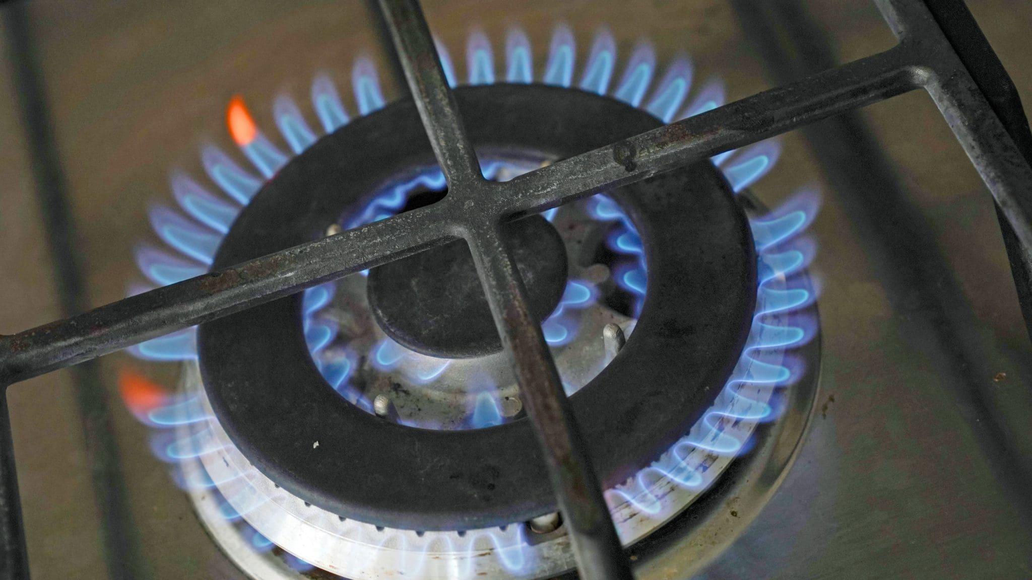 Customers Should Submit Their Meter Readings Before Prices Jump By 700