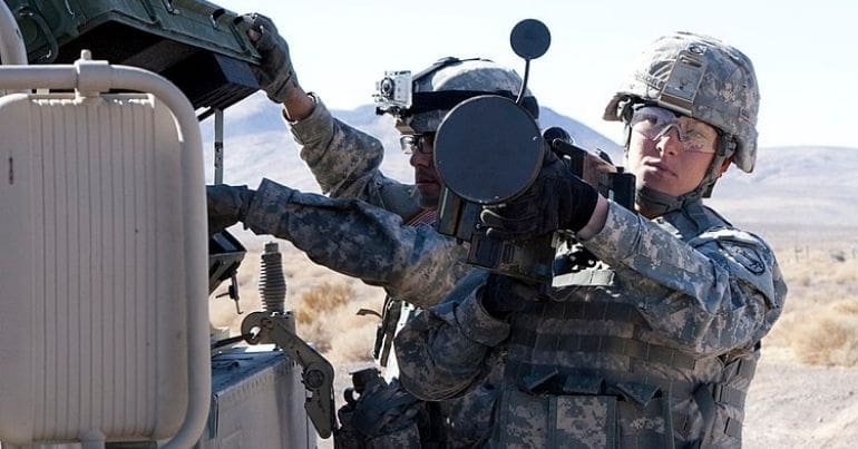 Soldier wields a stinger missile system