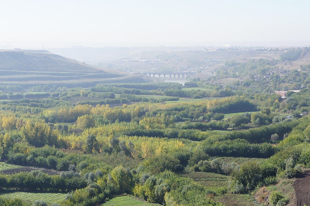 Amed's Hevsel Gardens