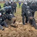 Police stuck in the mud at Lützerath