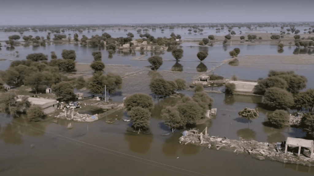 Floods in Pakistan in 2022, as discussions around the loss and damage fund show disparity between Global North and Global South