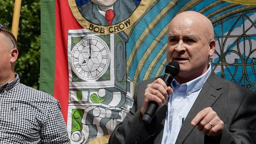 Mick Lynch gives a speech