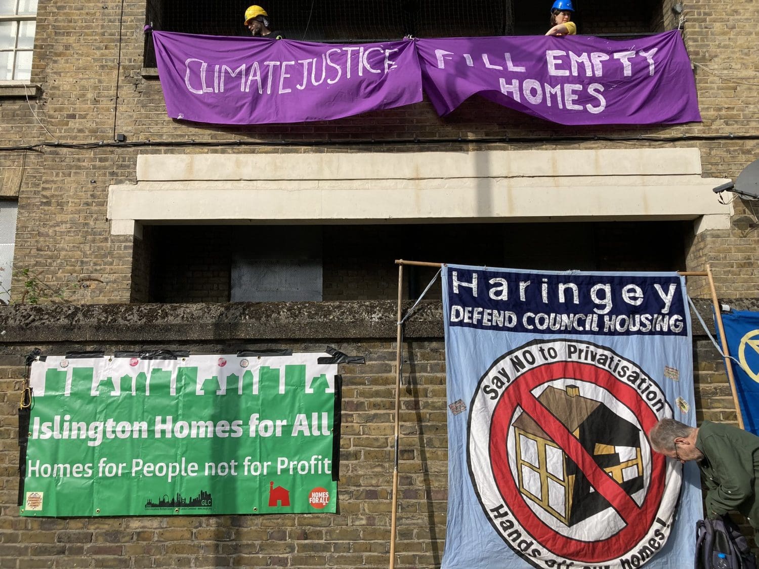 Protest at MoJ flats in Islington