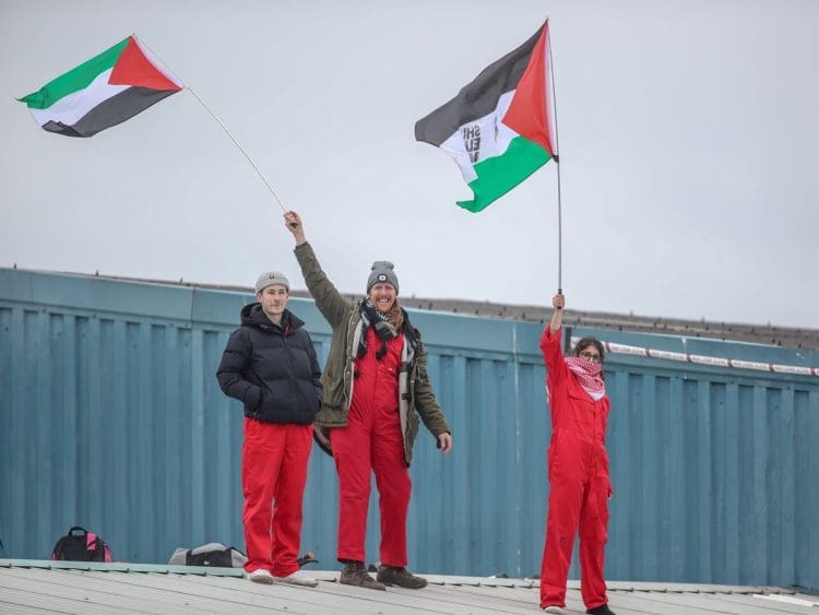 Palestine Action on the roof of Elbit in Tamworth