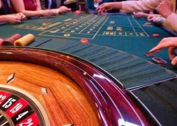 Live vs RNG Casino Games: Which is Best?
