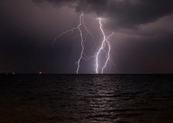 Lightning over the ocean Lightning Process Long Covid