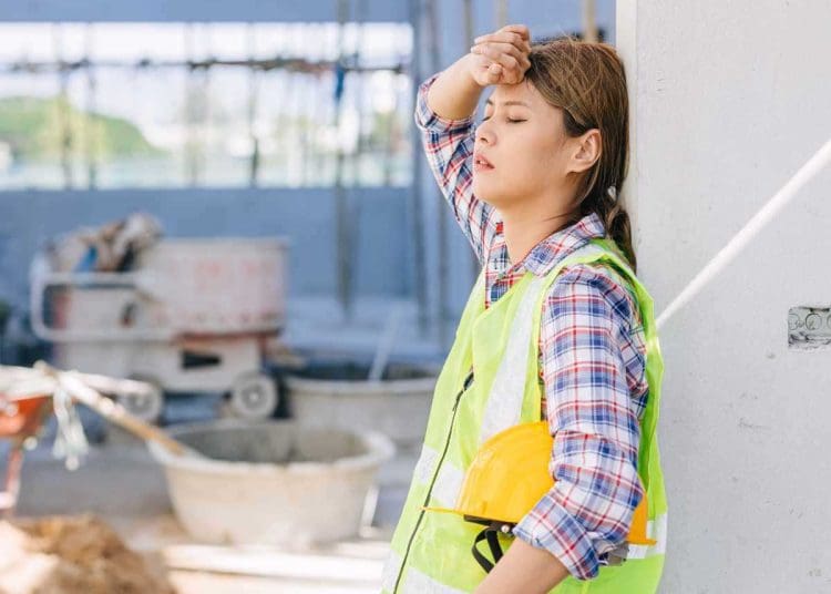 UK heatwave worker