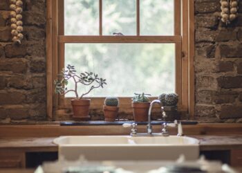 Sustainable Style: The Environmental Benefits of Choosing Wood Worktops