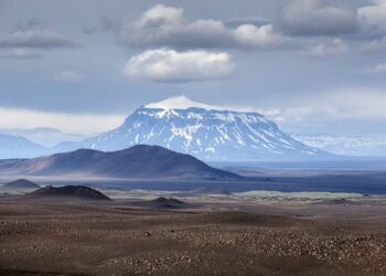 Exploring Iceland’s Hidden Wonders: Travel Tips for Adventure Seekers