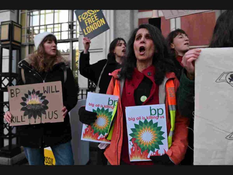 BP renewables protest in London
