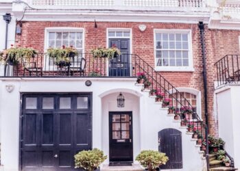 Great UK Rent Crisis: Why Londoners Pay More but Get Less