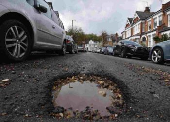 potholes in London