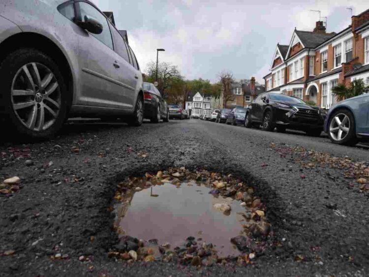 potholes in London