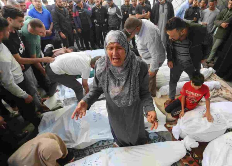إسرائيل تستأنف الحرب على غزة: مئات الشهداء وإدانات واسعة للمجازر المستمرة