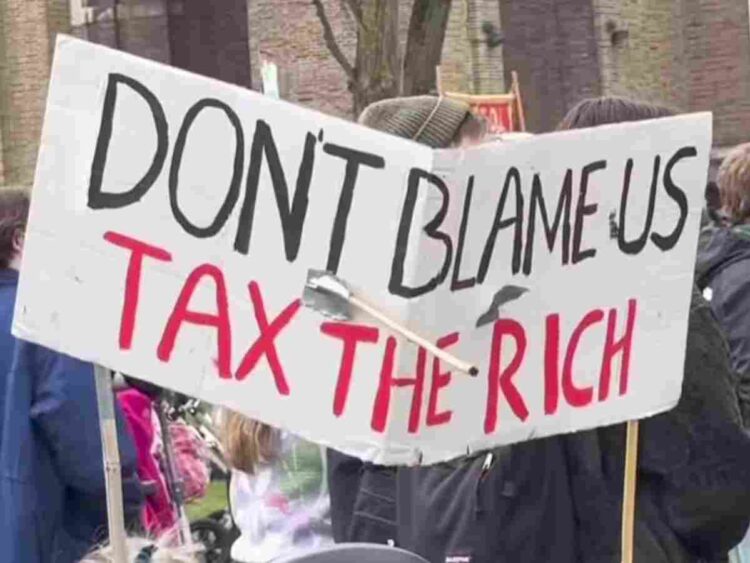 DWP Crips Against Cuts