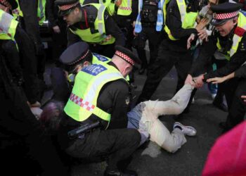 Cops got heavy handed as people protested over the Palestine Action Filton 18