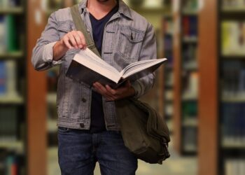 Why More Professionals Are Turning to Postgraduate Psychology Education