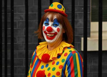 Rachel Reeves as a clown Labour Party
