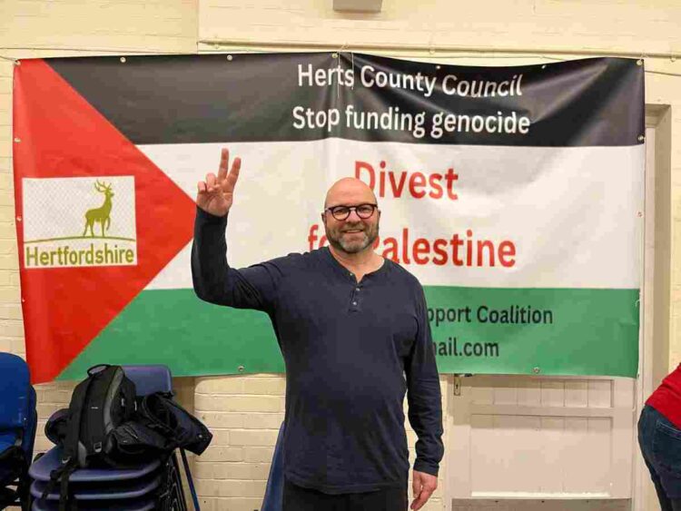 Andrew Feinstein