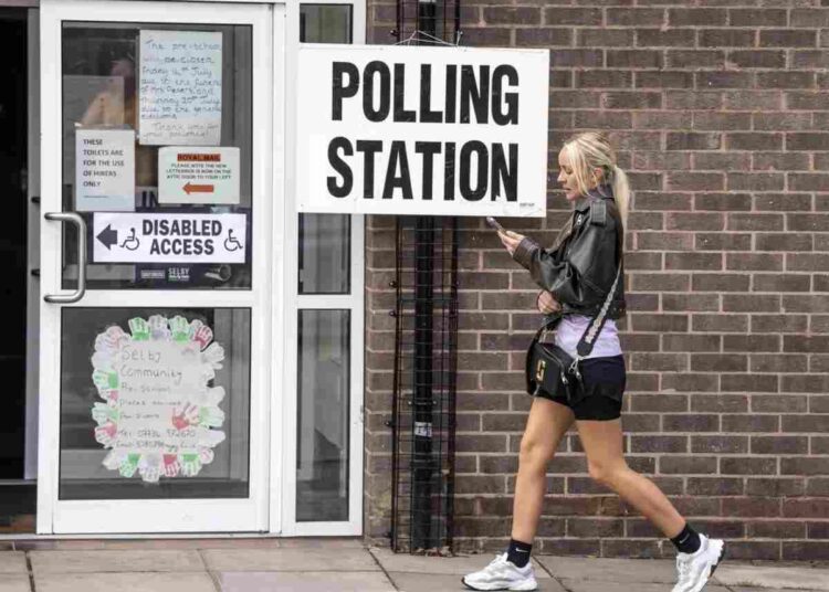 Analysis from pressure group Unlock Democracy shows that for 2024 local elections nearly 160,000 applications were made by people under the age of 25. However, in 2025 that figure is only just above 50,000.