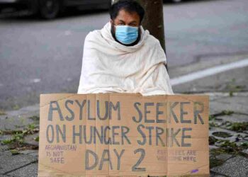 Labour's hostile environment policies are destroying asylum seekers mental health