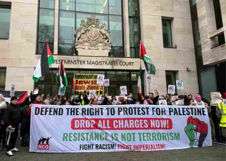 SOAS 2 protest FRFI