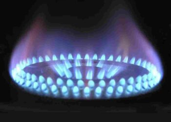 Gas companies pocketing billions from customers just for being 'on standby'