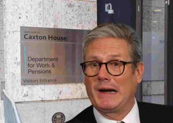 BREAKING: Starmer facing a formal rebellion over proposed DWP cuts